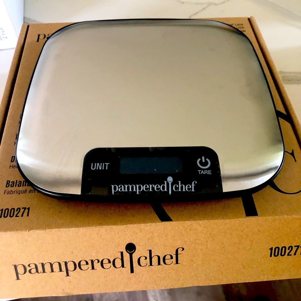 Pampered Chef Digital Kitchen Scale